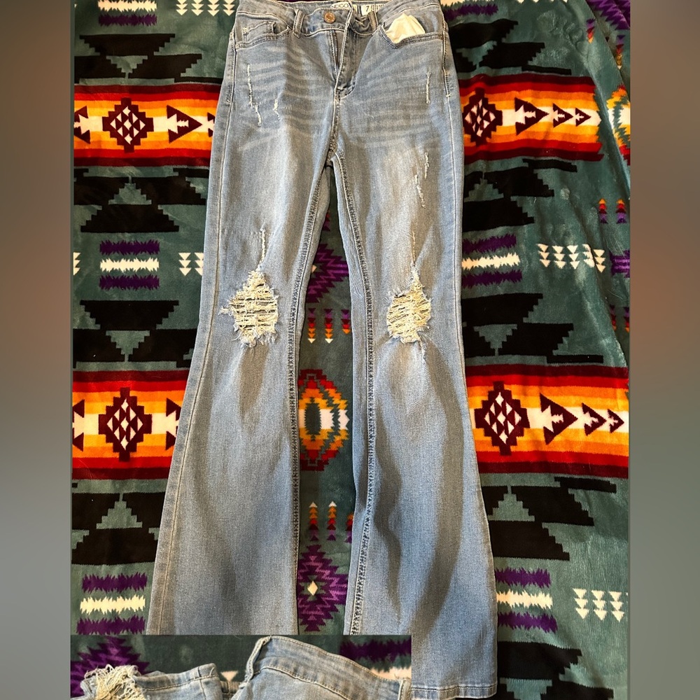 Women’s Indigo Rein Distressed Flares